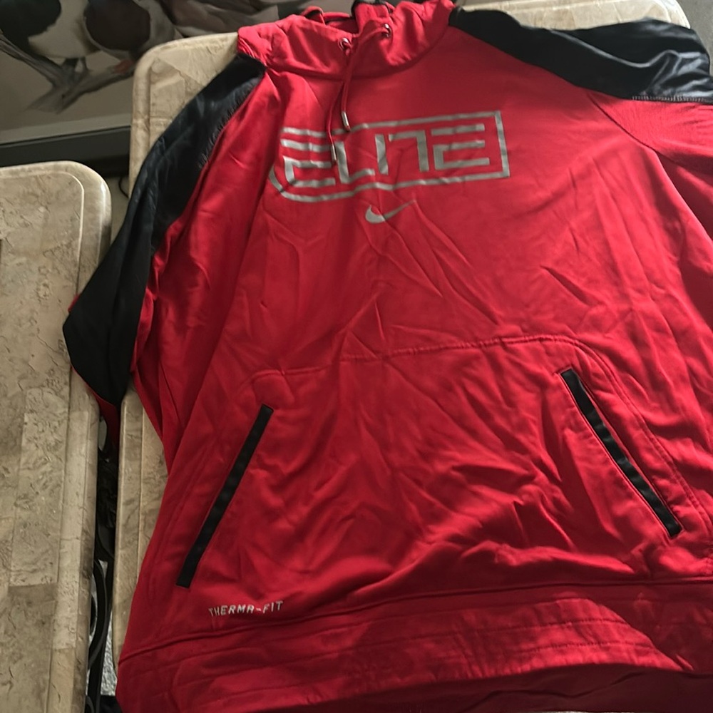 Nike elite hoodie